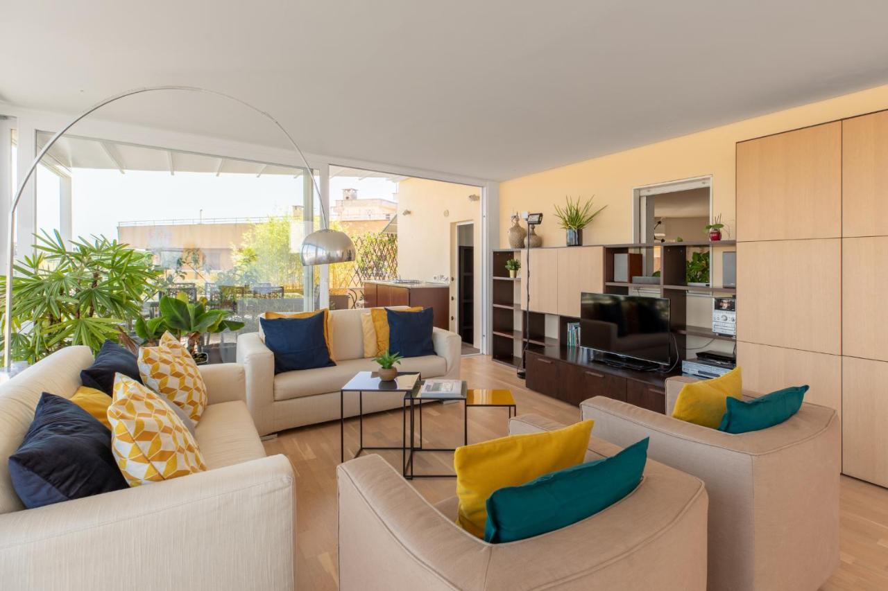 Iflat Garbatella Grand Penthouse Apartment โรม ภายนอก รูปภาพ